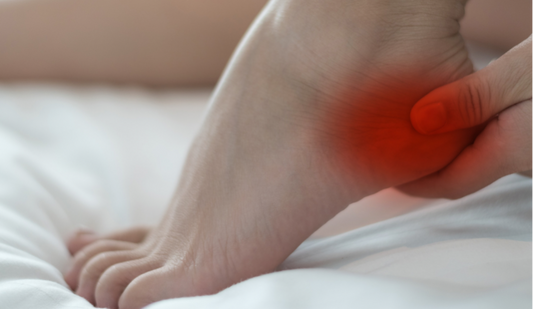 Hogyan kezeljük a sarkantyúfájdalmat (Fascitis plantaris), videó útmutató